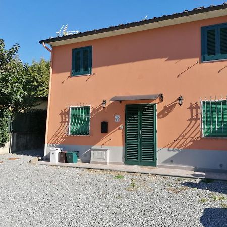 فيلا La Casina Da Lilli لوكا المظهر الخارجي الصورة